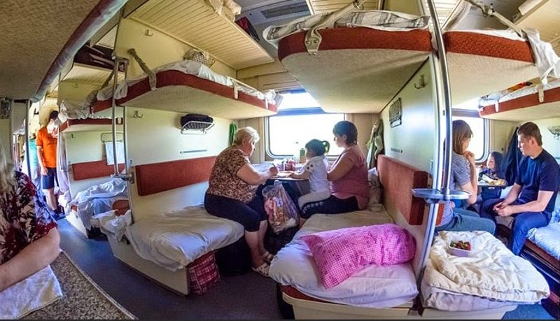 Поезд Днепр — Одесса