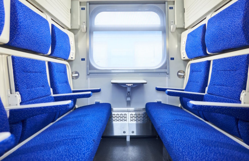 Поезд Днепр — Одесса