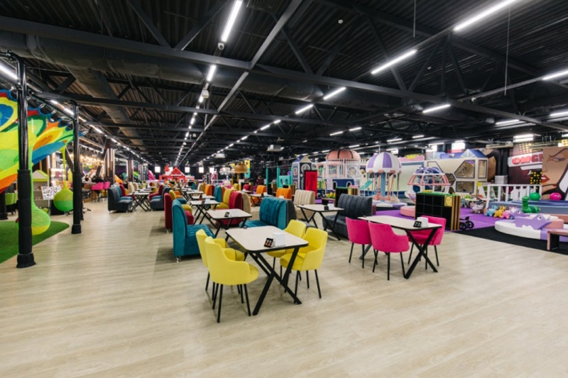 ТРЦ Остров в Одессе